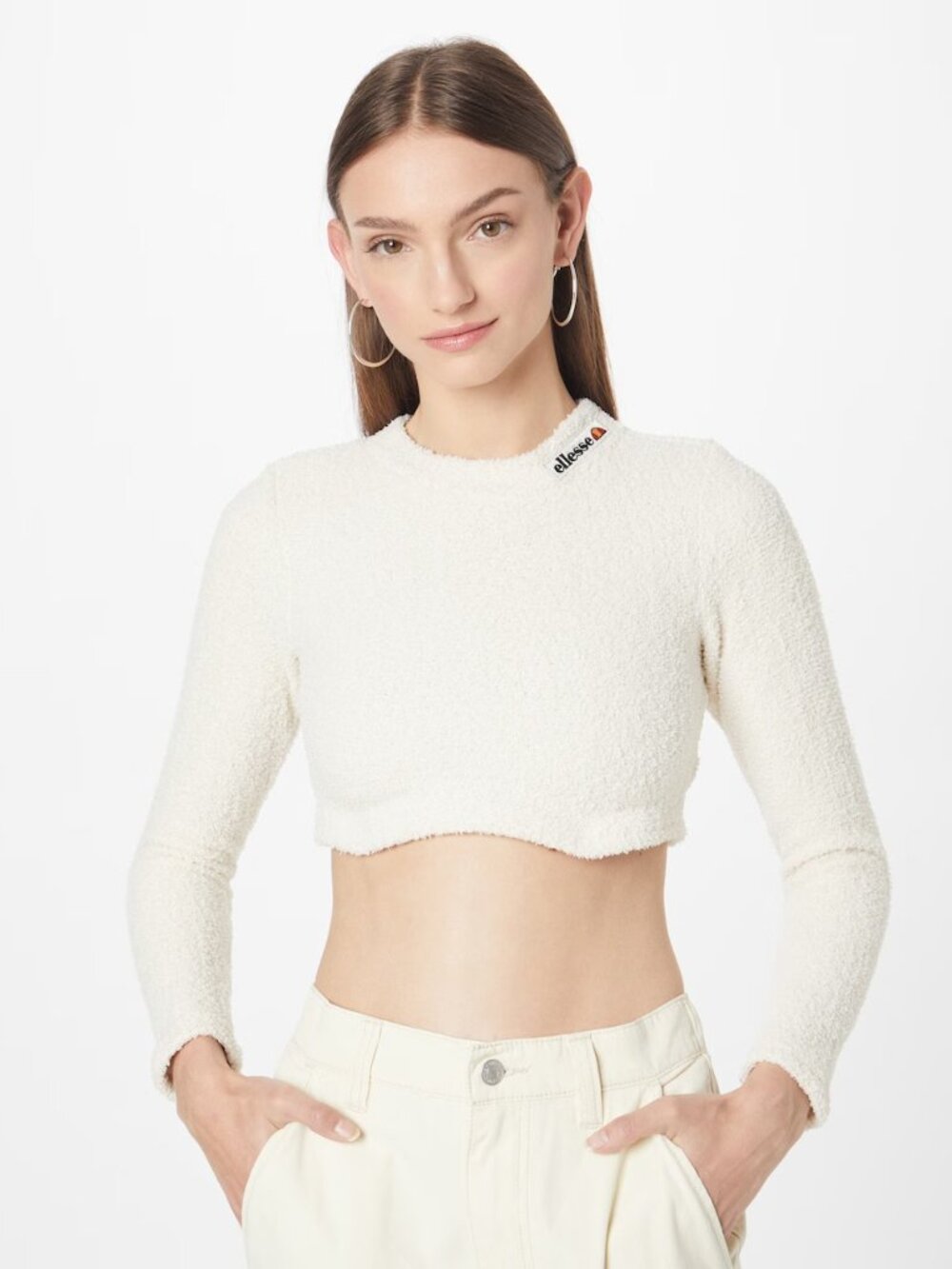 *NWOT* ellesse Capellini crop shirt in off white
